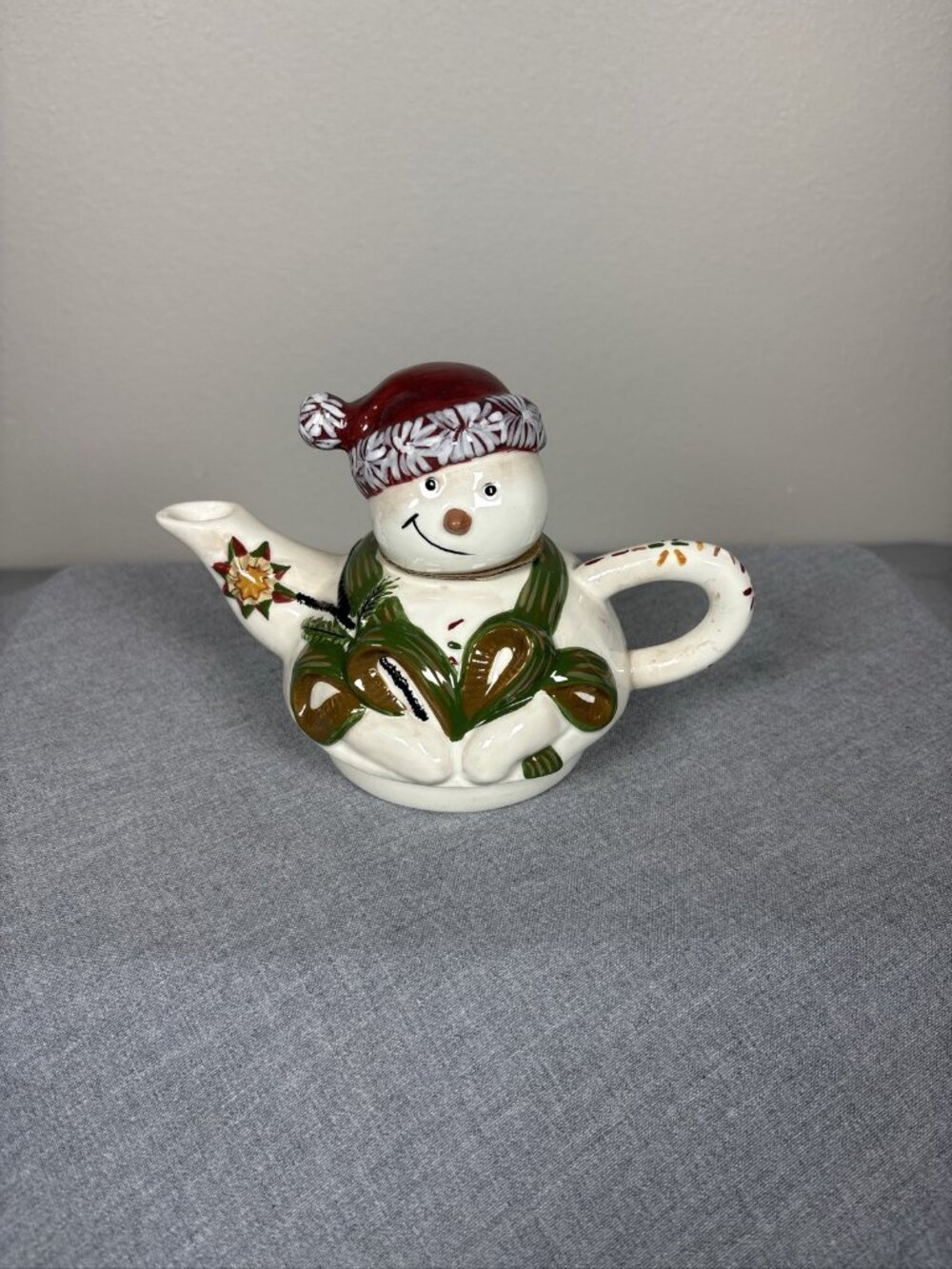 Tracy Porter Jingle Bell Lets Hang Mistletoe Snowman Christmas Teapot